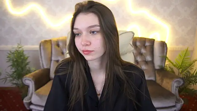 Snapshot of Cherry_Wipe chatting on 03-21-25, 02:40 Cherry Wipe online show from 03-21-25, 02:40