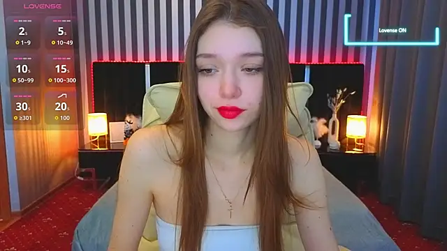 Snapshot of Cherry_Wipe chatting on 10-29-25, 08:38 Cherry Wipe online show from 10-29-25, 08:38