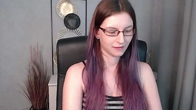 emmaxDelight online show from 12-07-24, 05:42