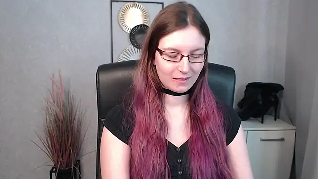 emmaxDelight online show from 03-18-25, 10:25