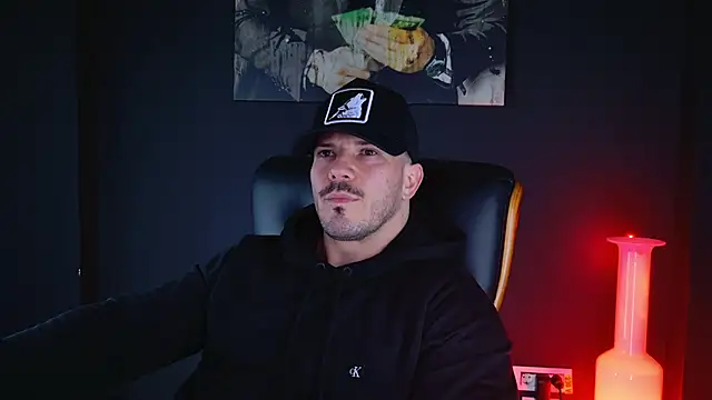 AngeloEric online show from 12-16-24, 01:43