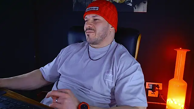 AngeloEric online show from 02-09-25, 03:56