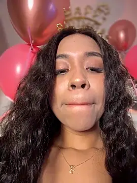 bella  honey online show from 12-16-25, 01:43