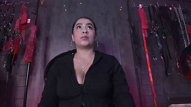 Carolina Arias online show from 10-03-25, 09:01