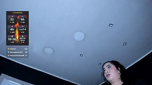 Carolina Arias online show from 03-08-26, 02:04