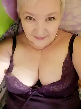 Snapshot of ForgetMeNot50 chatting on 12-09-24, 05:18 ForgetMeNot50 online show from 12-09-24, 05:18