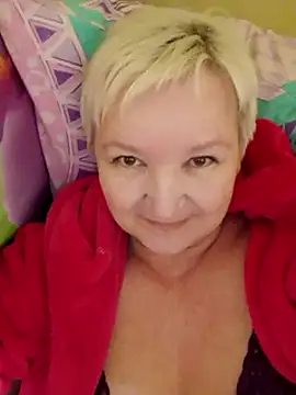 Snapshot of ForgetMeNot50 chatting on 12-24-24, 12:00 ForgetMeNot50 online show from 12-24-24, 12:00