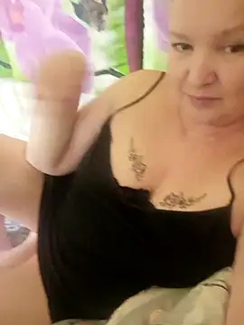 Snapshot of ForgetMeNot50 chatting on 01-14-25, 12:45 ForgetMeNot50 online show from 01-14-25, 12:45