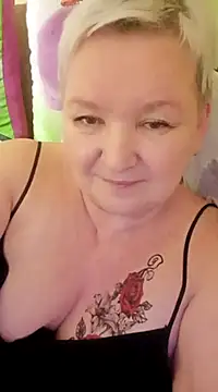 Snapshot of ForgetMeNot50 chatting on 01-21-25, 11:02 ForgetMeNot50 online show from 01-21-25, 11:02