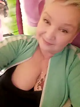 Snapshot of ForgetMeNot50 chatting on 01-26-25, 02:19 ForgetMeNot50 online show from 01-26-25, 02:19