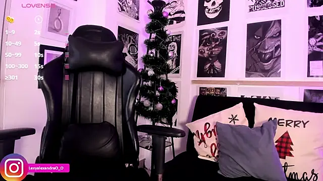 Lexyjoycce online show from 12-17-25, 09:10