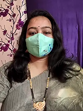 neelu-hoty online show from 01-10-25, 05:37