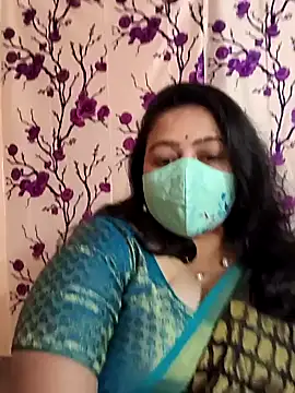 neelu-hoty online show from 01-24-25, 07:19