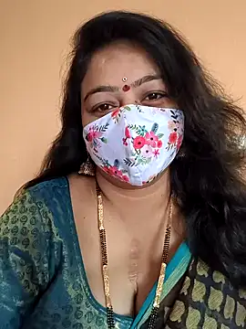 neelu-hoty online show from 03-03-25, 06:15