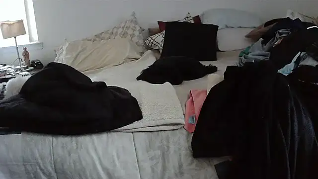 Hand69someguy online show from 11-18-25, 08:24