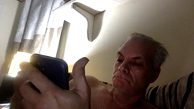 Hand69someguy online show from 04-10-26, 08:08