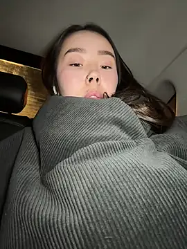 Asian Asami online show from 01-05-25, 05:20