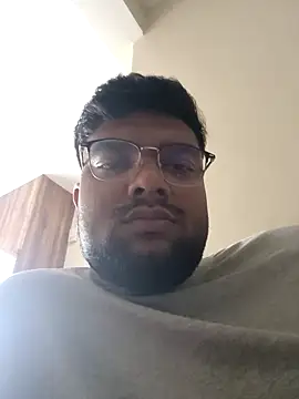 Snapshot of yourdreamman0705 chatting on 01-06-25, 10:02 yourdreamman0705 online show from 01-06-25, 10:02