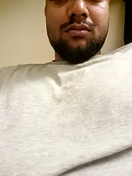 Snapshot of yourdreamman0705 chatting on 01-06-25, 02:36 yourdreamman0705 online show from 01-06-25, 02:36