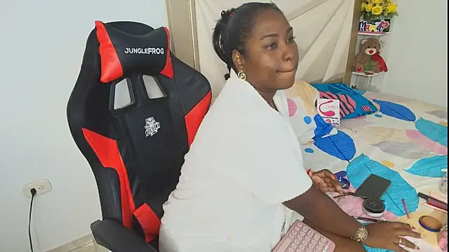 alanavega11 online show from 02-26-25, 02:36