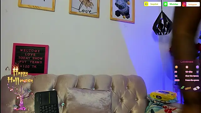 alanavega11 online show from 10-04-25, 01:09