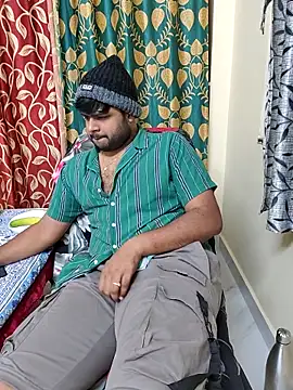 Snapshot of PawanHyd7 chatting on 11-11-25, 09:15 PawanHyd7 online show from 11-11-25, 09:15