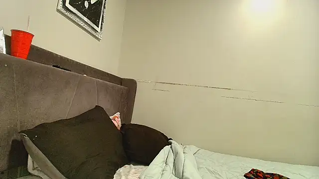 Snapshot of Naomiruty chatting on 10-29-25, 02:03 Naomiruty online show from 10-29-25, 02:03