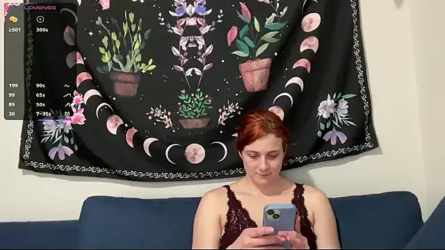 Aria Fields online show from 02-11-26, 07:52