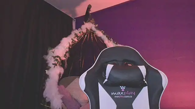 vanelope11 online show from 09-28-25, 07:25