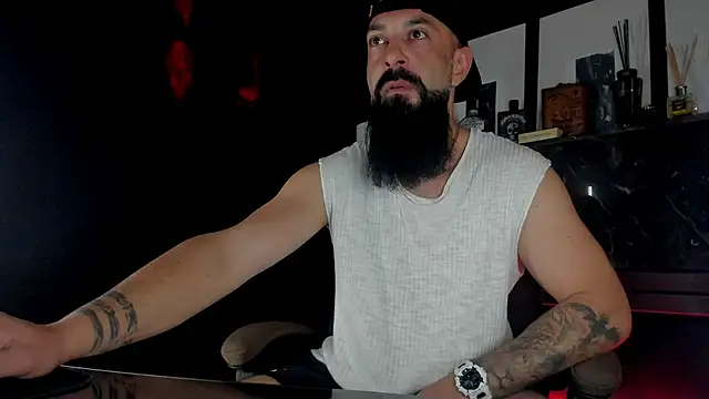 axxelrich  online show from 10-13-25, 04:01