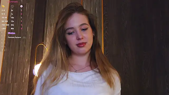 Snapshot of LoraineLuff chatting on 02-09-25, 02:50 LoraineLuff online show from 02-09-25, 02:50