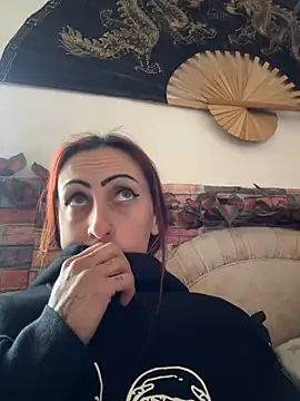 kriszy baby online show from 03-20-25, 09:04