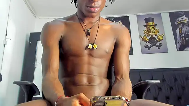 Snapshot of darwinjhonson chatting on 12-15-24, 04:15 darwinjhonson online show from 12-15-24, 04:15