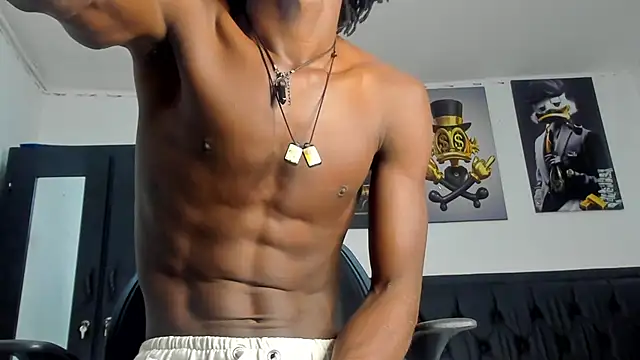 Snapshot of darwinjhonson chatting on 02-19-25, 12:11 darwinjhonson online show from 02-19-25, 12:11