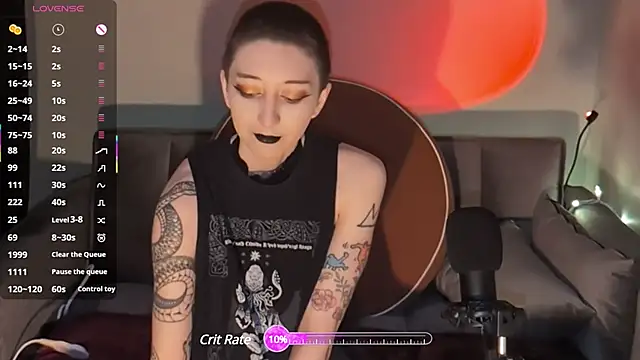 lovelylucyy online show from 02-18-25, 12:59