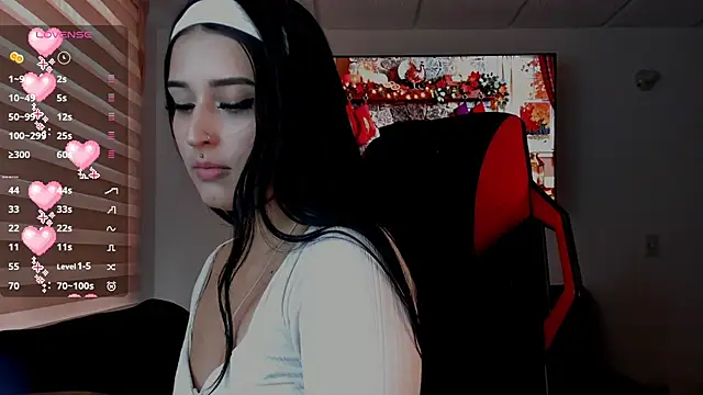 Charlotte greys online show from 11-07-25, 09:15