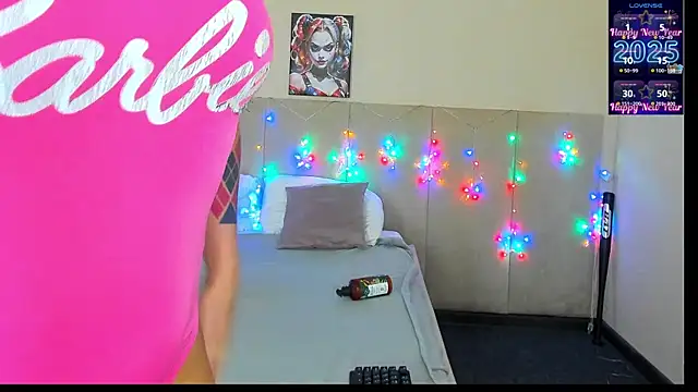 Snapshot of MuscleXXXBarbie chatting on 01-30-25, 06:56 MuscleXXXBarbie online show from 01-30-25, 06:56