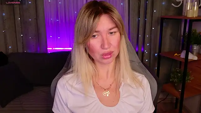 MilaBott online show from 02-25-26, 07:12