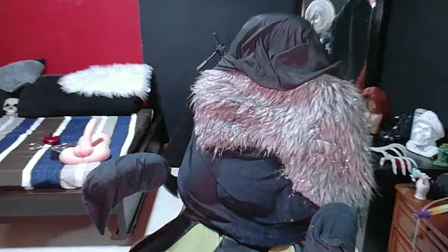 MaggaCass online show from 03-06-25, 03:02