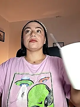 Snapshot of helena_smith chatting on 11-07-25, 02:33 helena smith online show from 11-07-25, 02:33