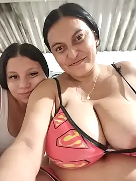 Snapshot of Horny-Mommy-Dirty chatting on 09-27-25, 03:33 Horny-Mommy-Dirty online show from 09-27-25, 03:33