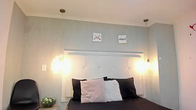 Snapshot of Clarigil chatting on 03-03-26, 01:06 Clarigil online show from 03-03-26, 01:06