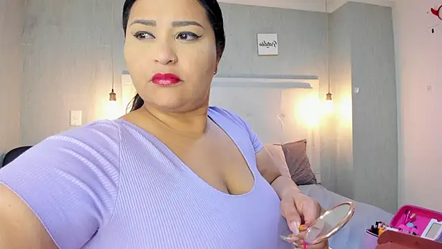 Snapshot of Clarigil chatting on 03-07-26, 01:30 Clarigil online show from 03-07-26, 01:30