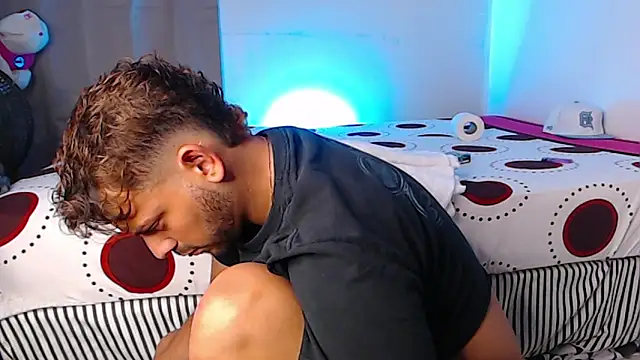 Logan cocky online show from 03-11-25, 10:31