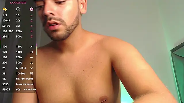 Logan cocky online show from 09-25-25, 04:43