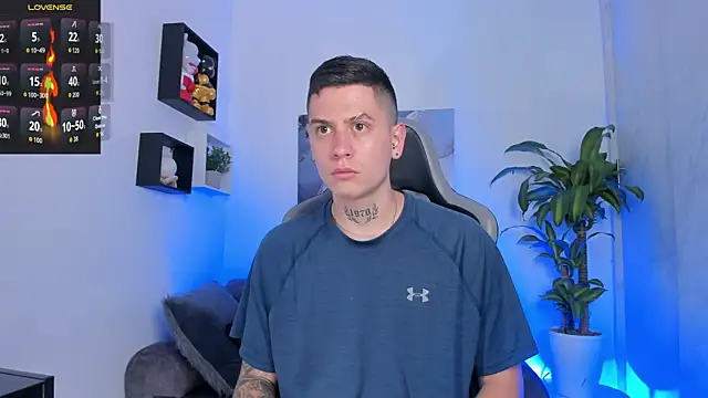 Yeiko Romero  online show from 09-12-25, 05:35