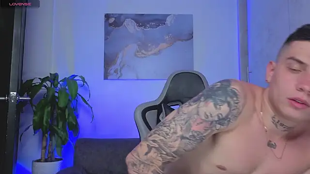 Yeiko Romero  online show from 03-28-26, 11:37