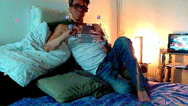 Snapshot of ImYourXtoy chatting on 06-20-26, 06:00 ImYourXtoy online show from 06-20-26, 06:00