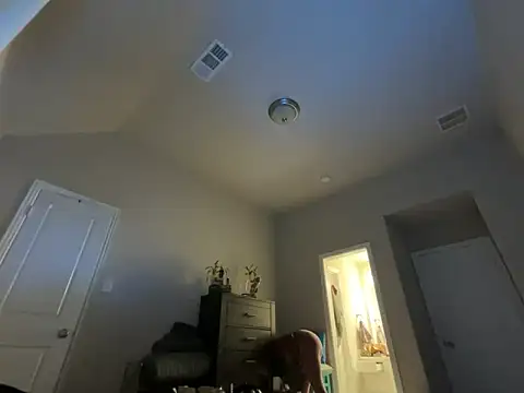 wynterheat online show from 10-22-25, 01:06