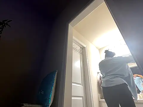 wynterheat online show from 11-20-25, 01:33